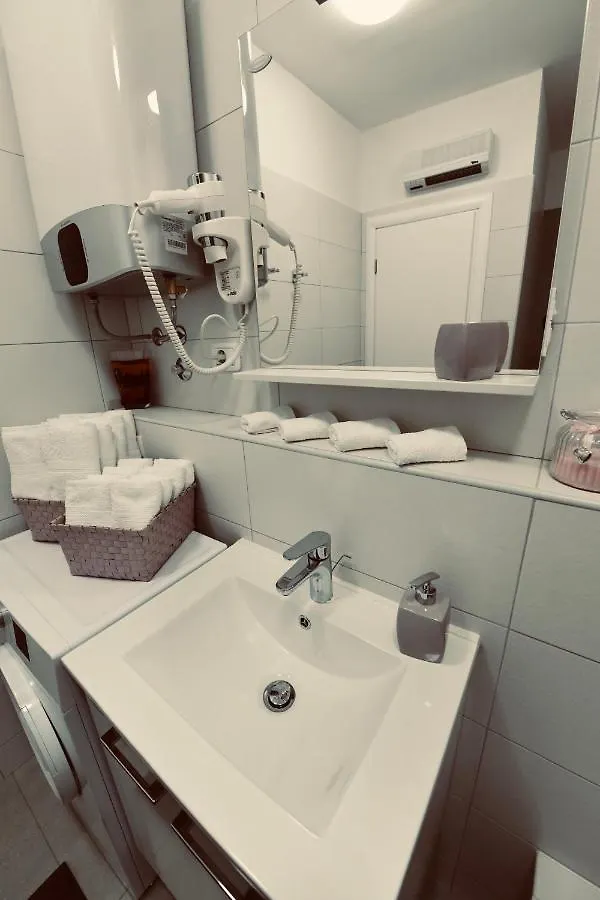 Apartamento Welcome Split 0*,